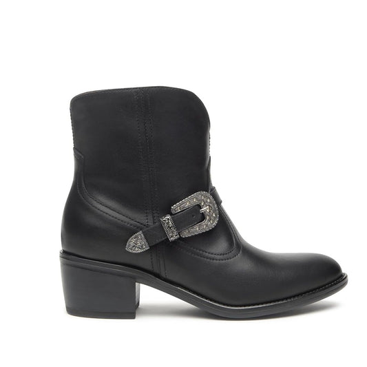 Scarpe da Donna - NEROGIARDINI Art. I513900D 100 NERO Stivaletti