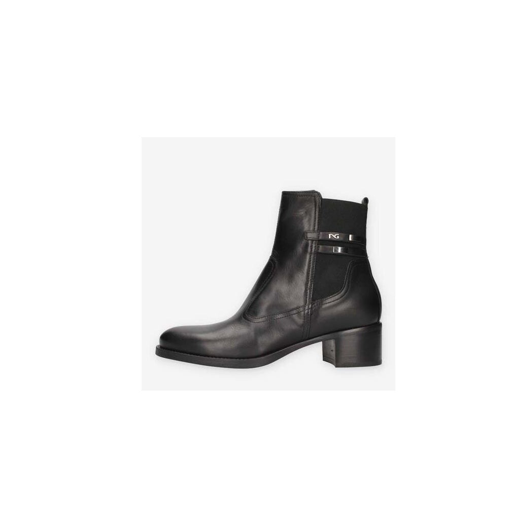 Scarpe da Donna - NEROGIARDINI Art. I513840D 100 NERO Stivaletti