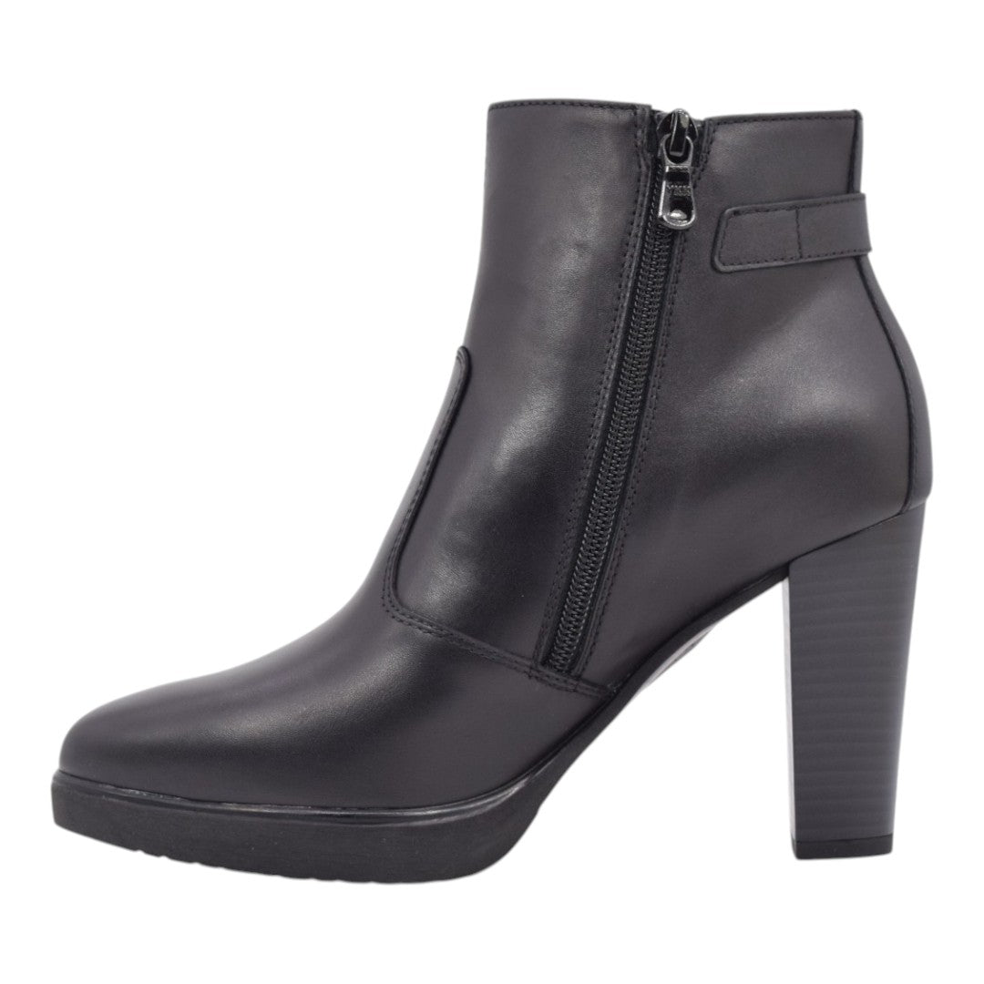 Scarpe da Donna - NERO GIARDINI Art. I617270D 100 NERO Stivaletti