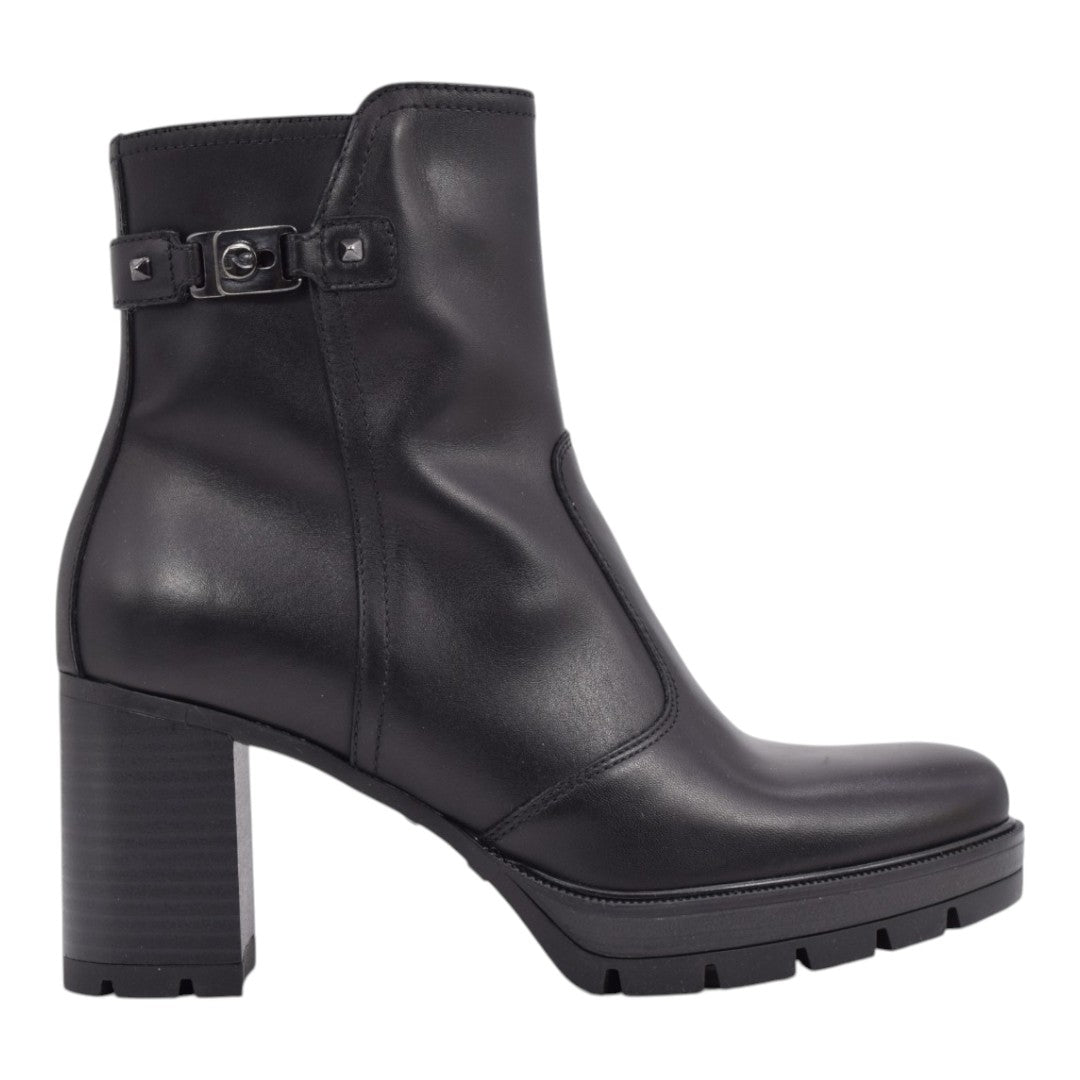 Scarpe da Donna - NERO GIARDINI Art. I618042D 100 NERO Stivaletti