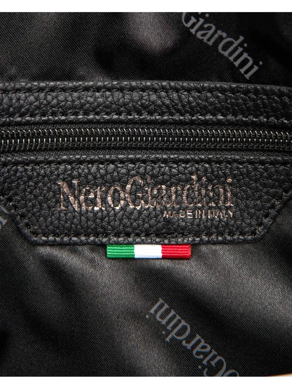Borsa da Uomo - NEROGIARDINI Art. I544100U 100 NERO Borsello